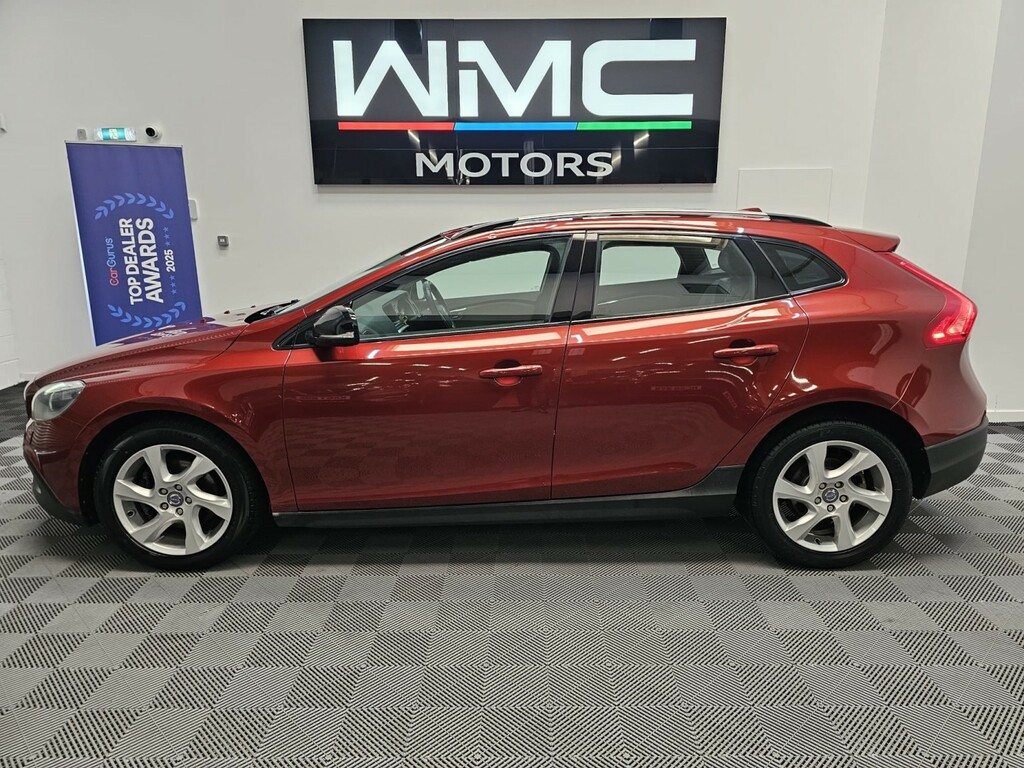 Volvo V40 Cross Country 1.6 D2 Lux Red #5