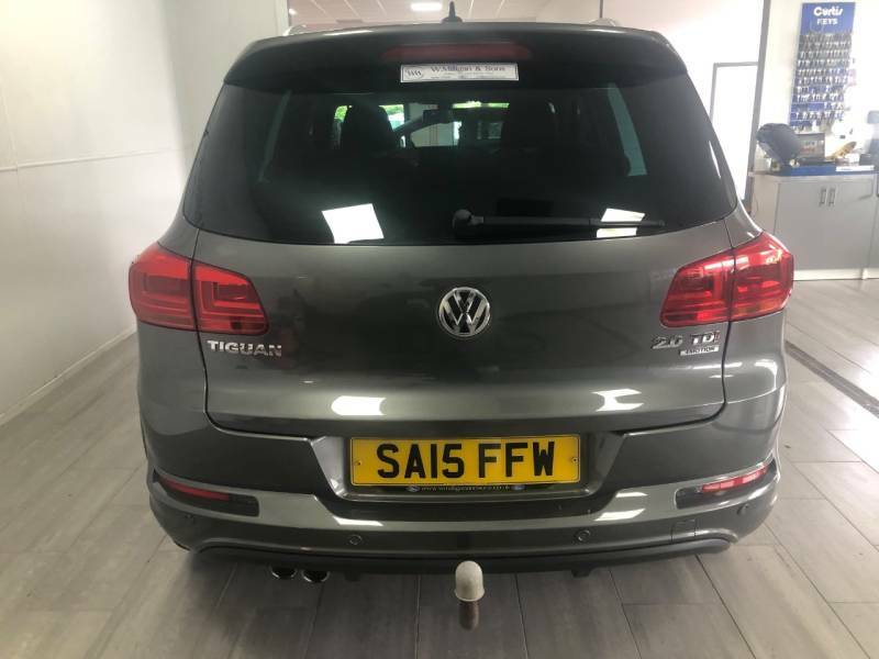 Volkswagen Tiguan 2.0 Tdi Bluemotion Tech R-line 177 Dsg Grey #5