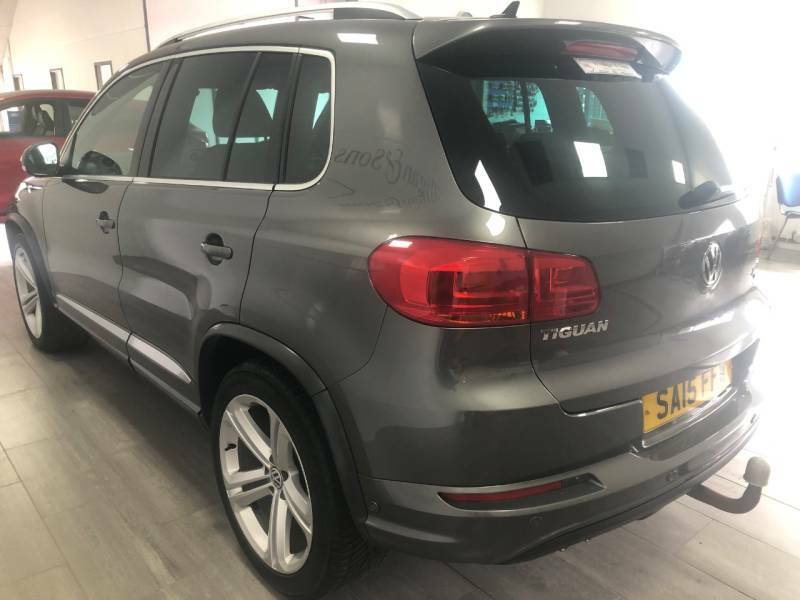 Volkswagen Tiguan 2.0 Tdi Bluemotion Tech R-line 177 Dsg Grey #6