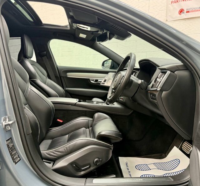 Volvo S90 T8 Recharge R-design Climate Pack Grey #24