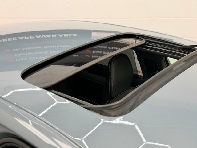 Volvo S90 2.0H T8 Recharge 11.6Kwh R-design Saloon Petro Grey #2