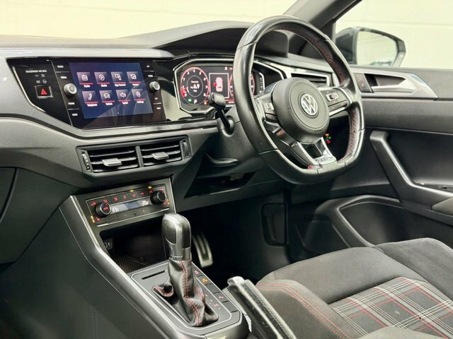 Volkswagen Polo 2.0 Tsi Gpf Gti Hatchback Dsg Euro 6 YG19NYN White #2