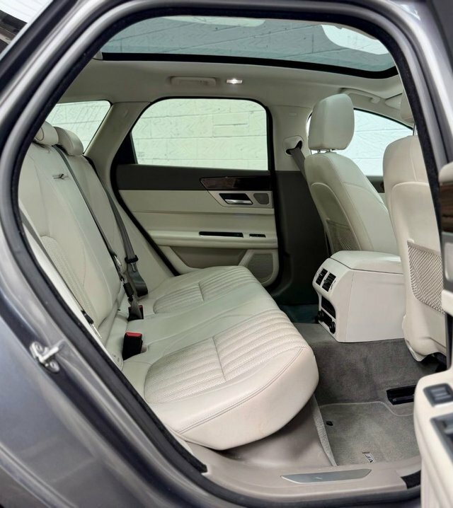 Jaguar XF R-dynamic Se Black White #28