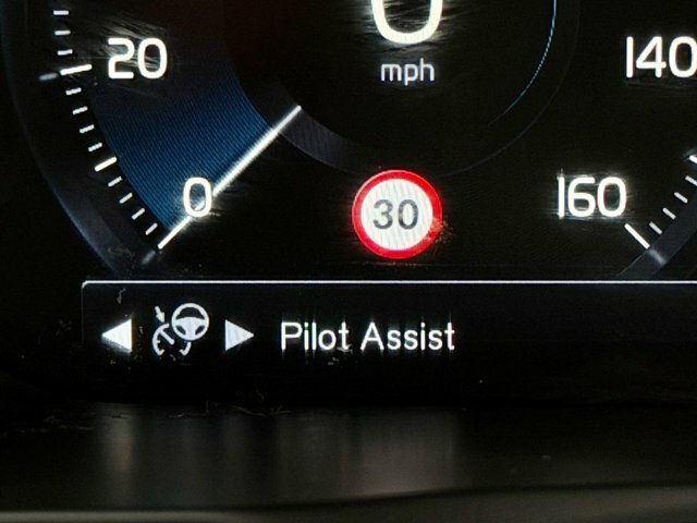 Volvo XC90  Silver #45