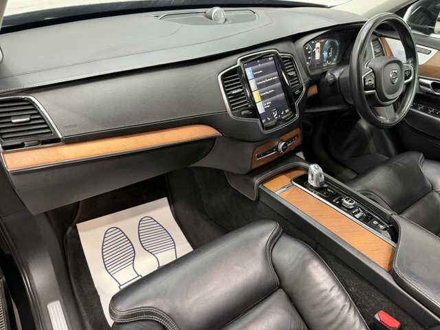 Volvo XC90  Silver #24