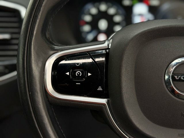 Volvo XC90  Silver #39
