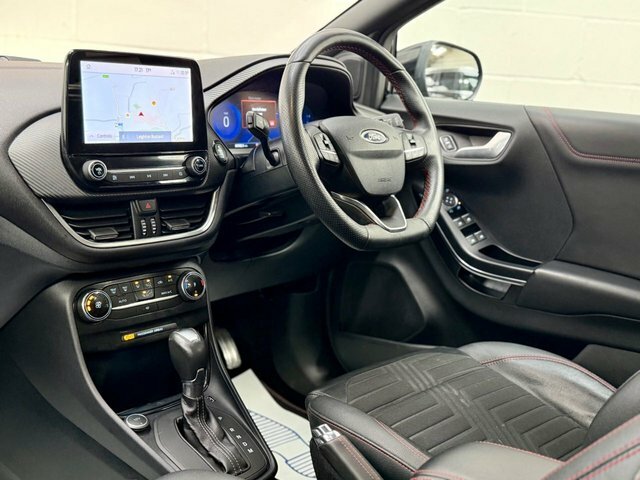 Ford Puma Hatchback Silver #2