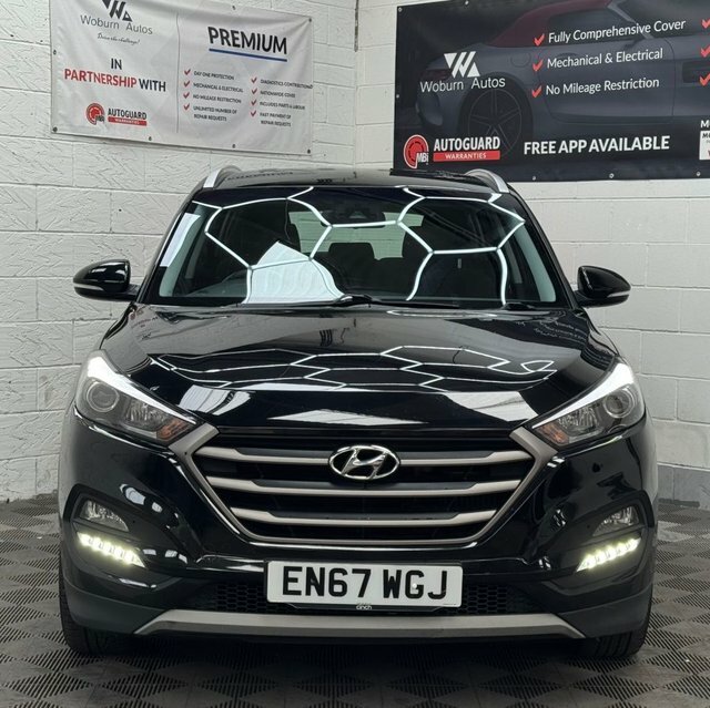 Hyundai Tucson 1.7 Crdi Blue Drive Se Nav Suv Dct Euro Black #2