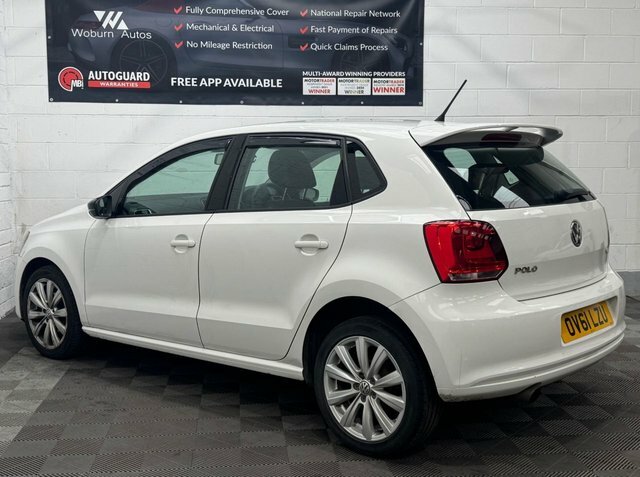 Volkswagen Polo Match Red #9