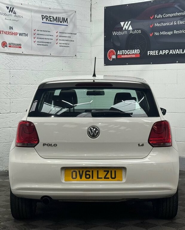 Volkswagen Polo Match Red #7