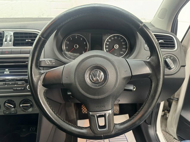 Volkswagen Polo Match Red #19