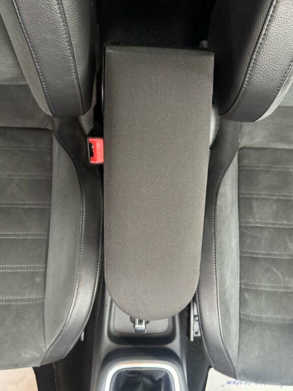 Volkswagen Polo Match Red #26