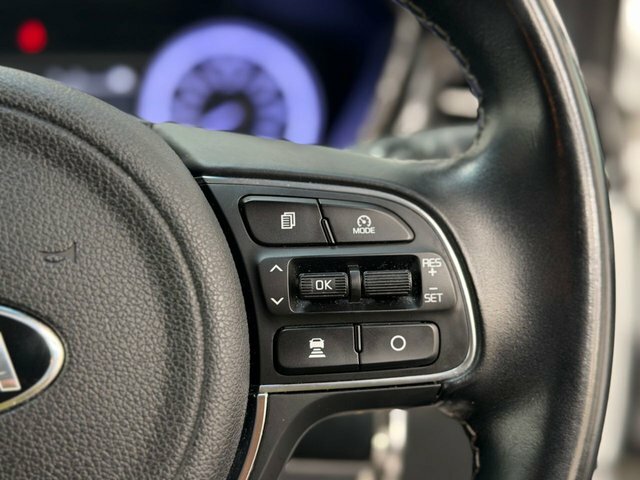 Kia Niro 2 White #24