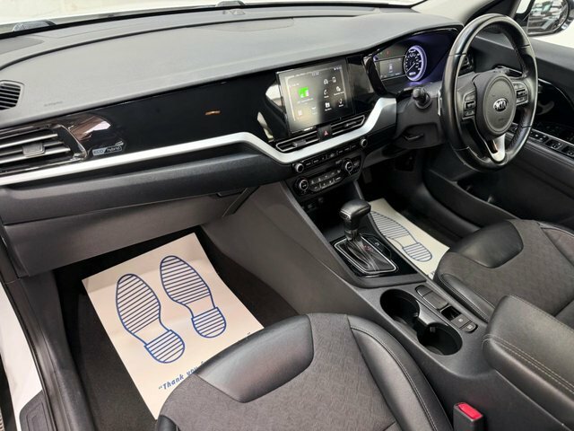 Kia Niro 2 White #18