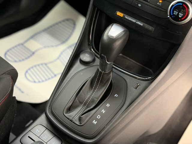 Ford Puma Puma Titanium Mhev White #31