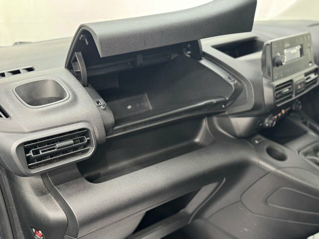 Vauxhall Combo Life Energy 7 Seat 5-Door Black #35