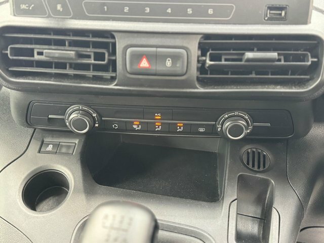 Vauxhall Combo Life Energy 7 Seat 5-Door Black #34