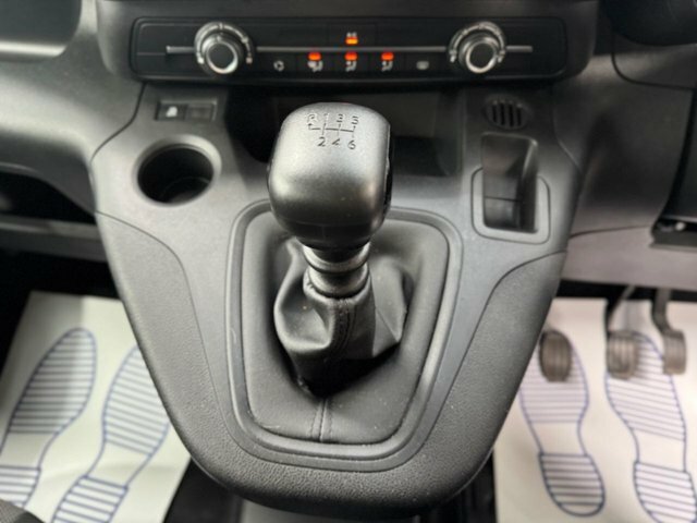 Vauxhall Combo Life Energy 7 Seat 5-Door Black #22
