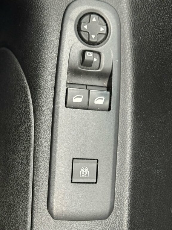 Vauxhall Combo Life Energy 7 Seat 5-Door Black #26