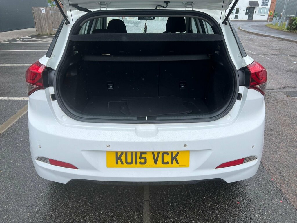Hyundai I20 I20 Premium Mpi Red #18
