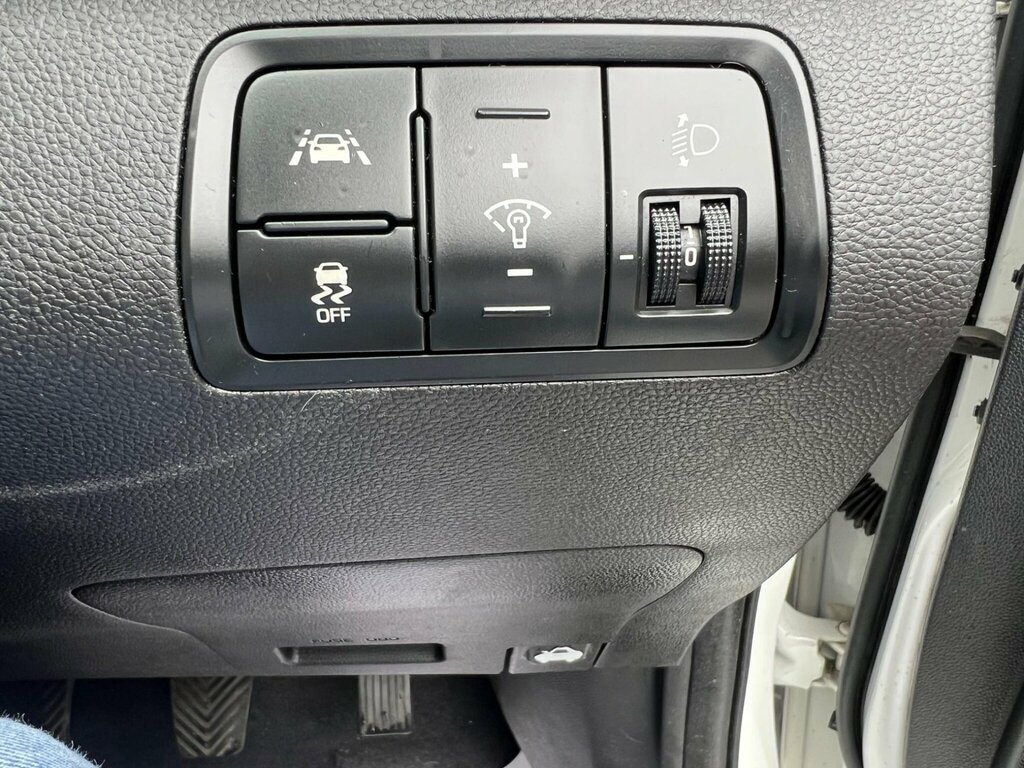 Hyundai I20 I20 Premium Mpi Red #31