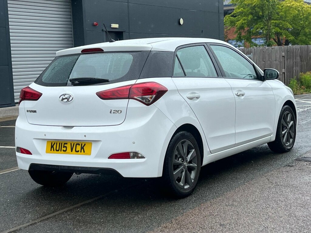 Hyundai I20 I20 Premium Mpi Red #8