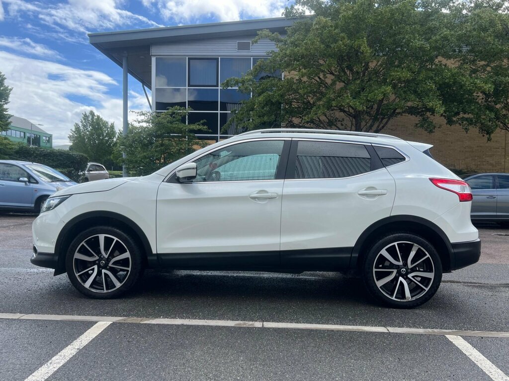Nissan Qashqai 1.5 Dci Tekna 2Wd Euro 6 Ss BJ65UPE White #5