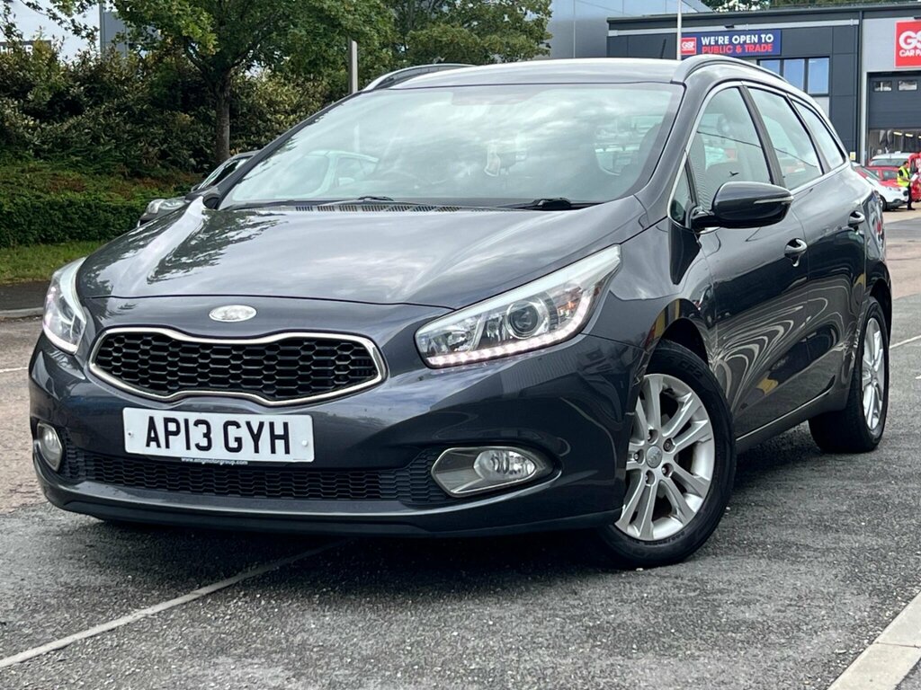 Kia Ceed 1.6 Crdi 2 Sportswagon Euro 5 Silver #4
