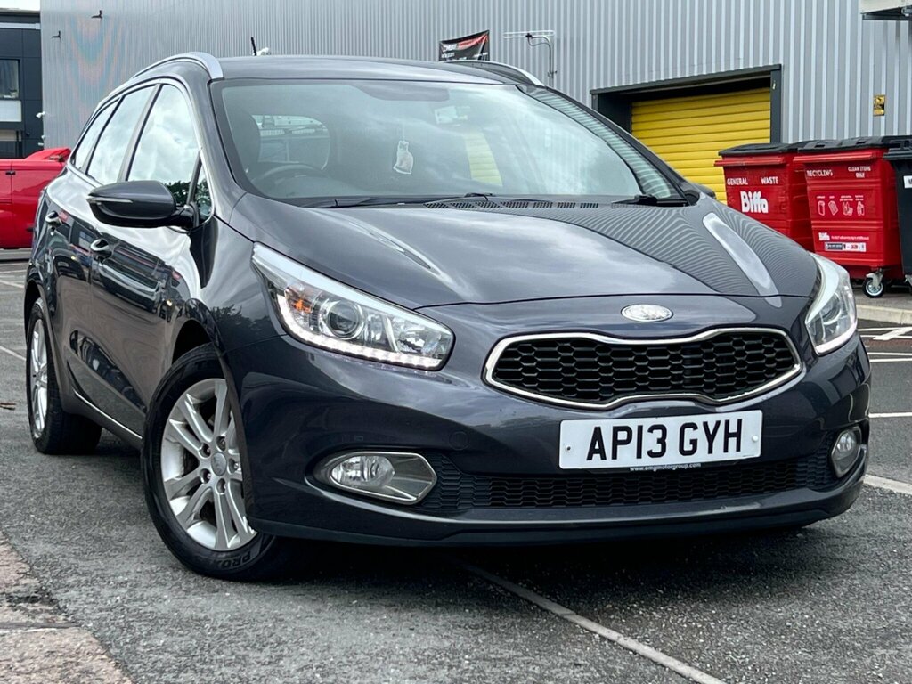 Kia Ceed 1.6 Crdi 2 Sportswagon Euro 5 Silver #2