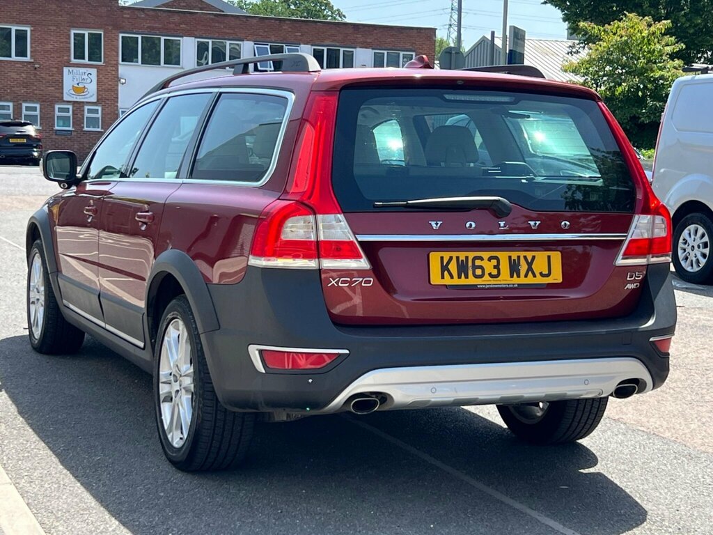 Volvo XC70 2.4 D5 Se Lux Geartronic Awd Euro 5 Red #6