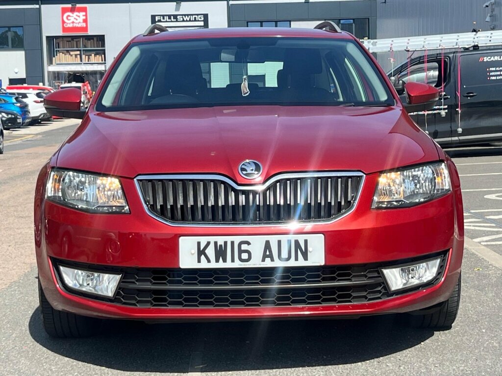 Skoda Octavia 1.6 Tdi Se Business Dsg Euro 6 Ss Red #3
