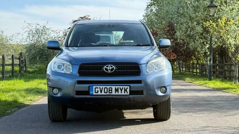 Toyota Rav 4 2.0 Xt5 4Wd  #2