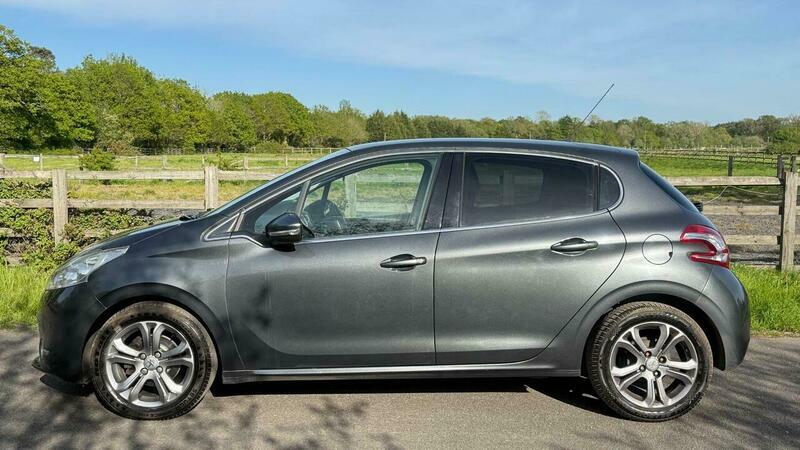 Peugeot 208 1.2 Vti Puretech Allure WN64XJM  #4
