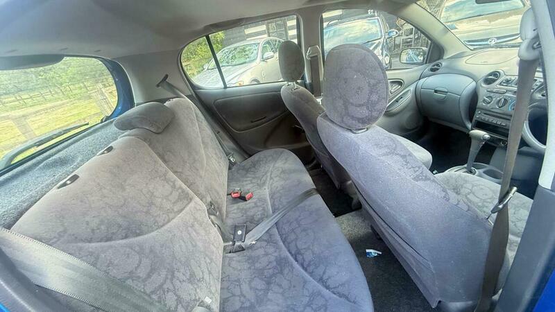 Toyota Yaris 1.3 Vvt-i 16V Cdx #4
