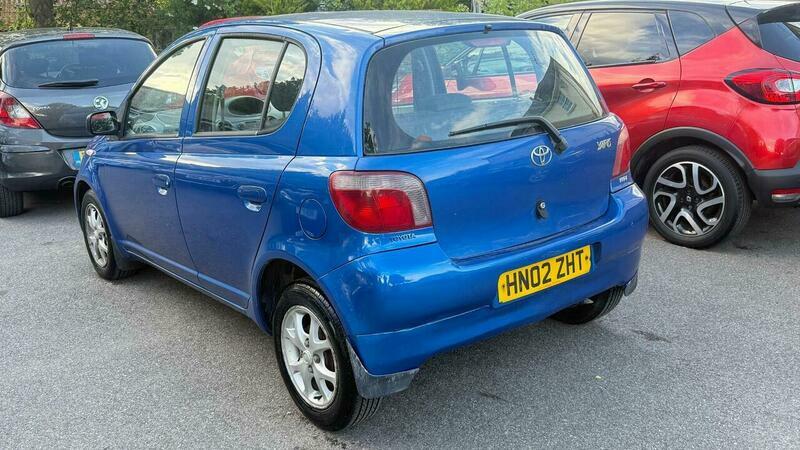 Toyota Yaris Variant Cdx Red #12