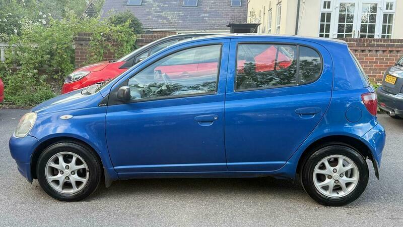 Toyota Yaris Variant Cdx Red #11