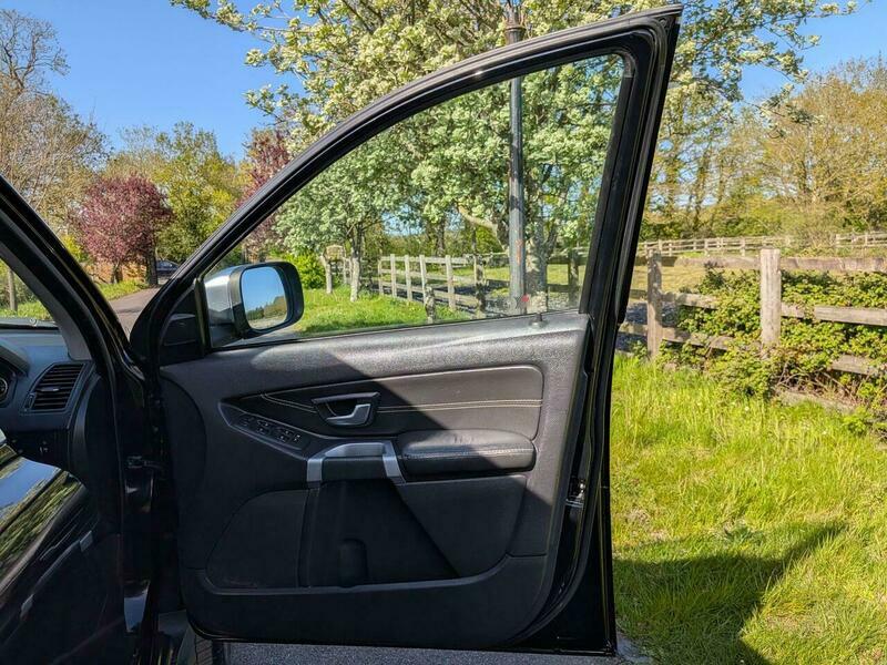Volvo XC90 2.4L D5 Active Awd 185 Bhp Black #32