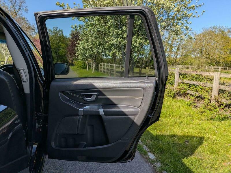 Volvo XC90 2.4L D5 Active Awd 185 Bhp Black #31