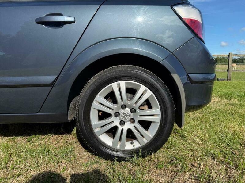 Vauxhall Astra 1.6 Astra Sxi Blue #26