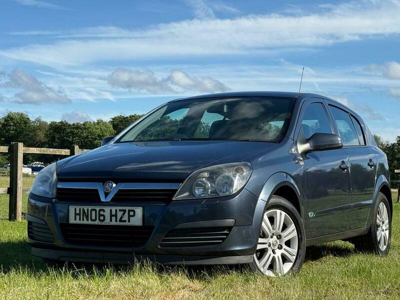 Vauxhall Astra 1.6 Astra Sxi Blue #3