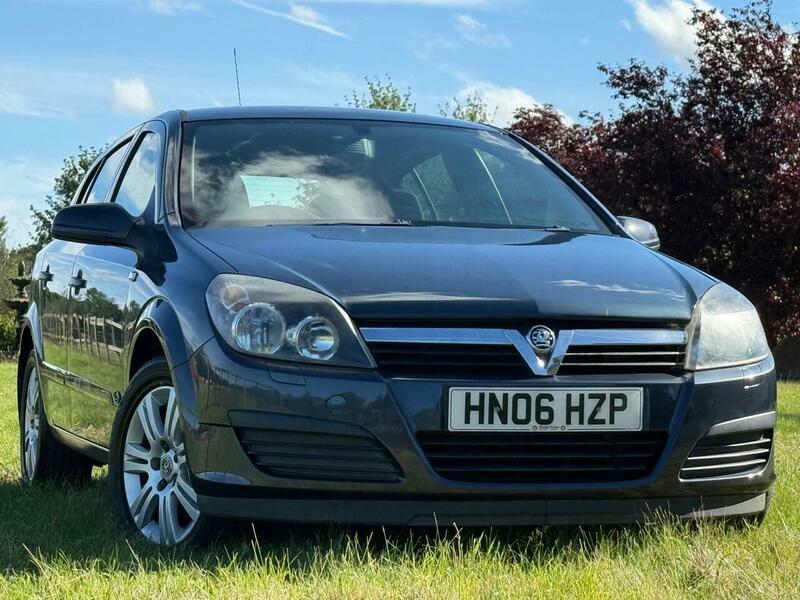 Vauxhall Astra 1.6 Astra Sxi Blue #1