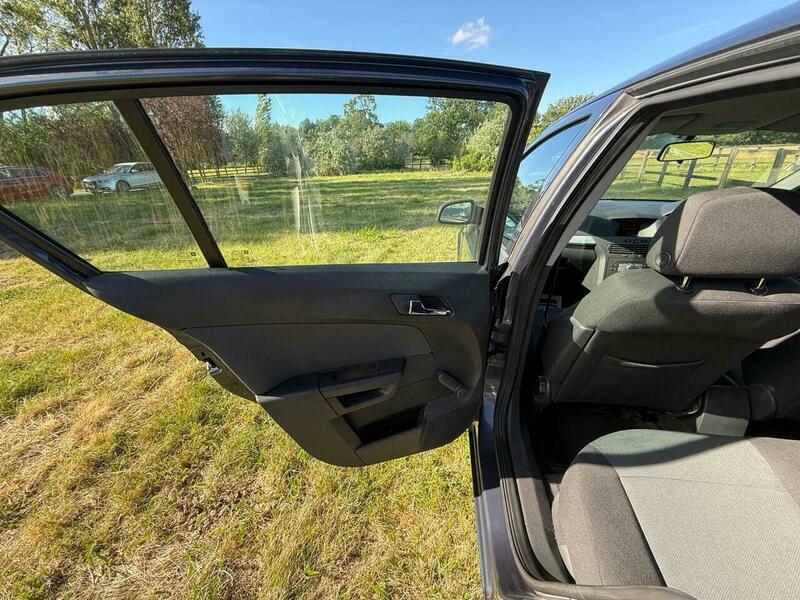 Vauxhall Astra 1.6 Astra Sxi Blue #23