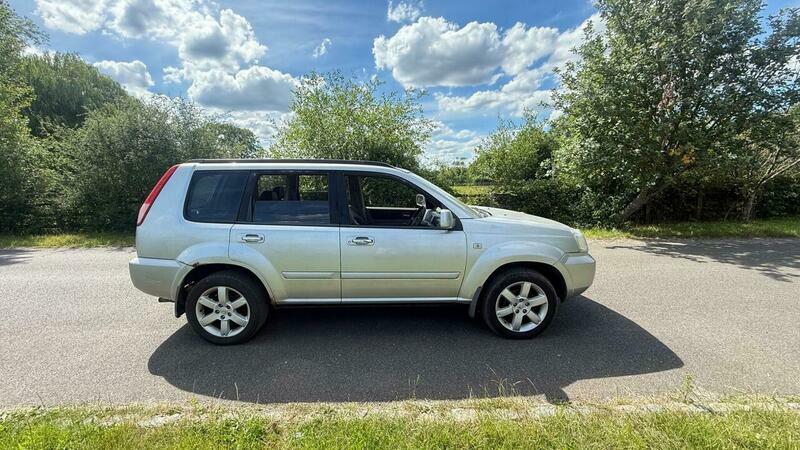 Nissan X-Trail 2.5I Aventura #6