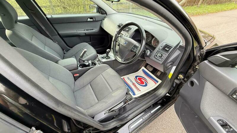 Volvo S40 Se Red #15