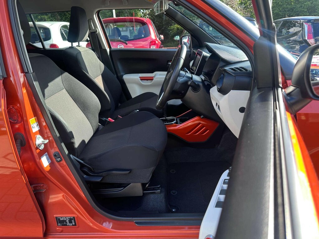 Suzuki Ignis Hatchback Red #36