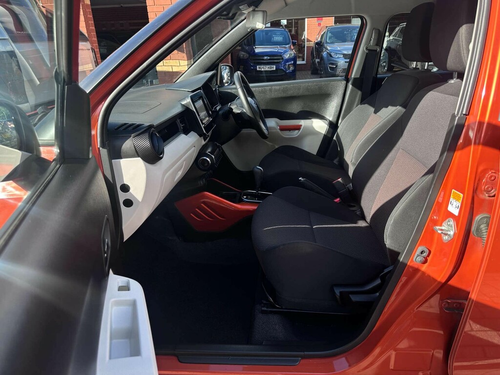 Suzuki Ignis Hatchback Red #40
