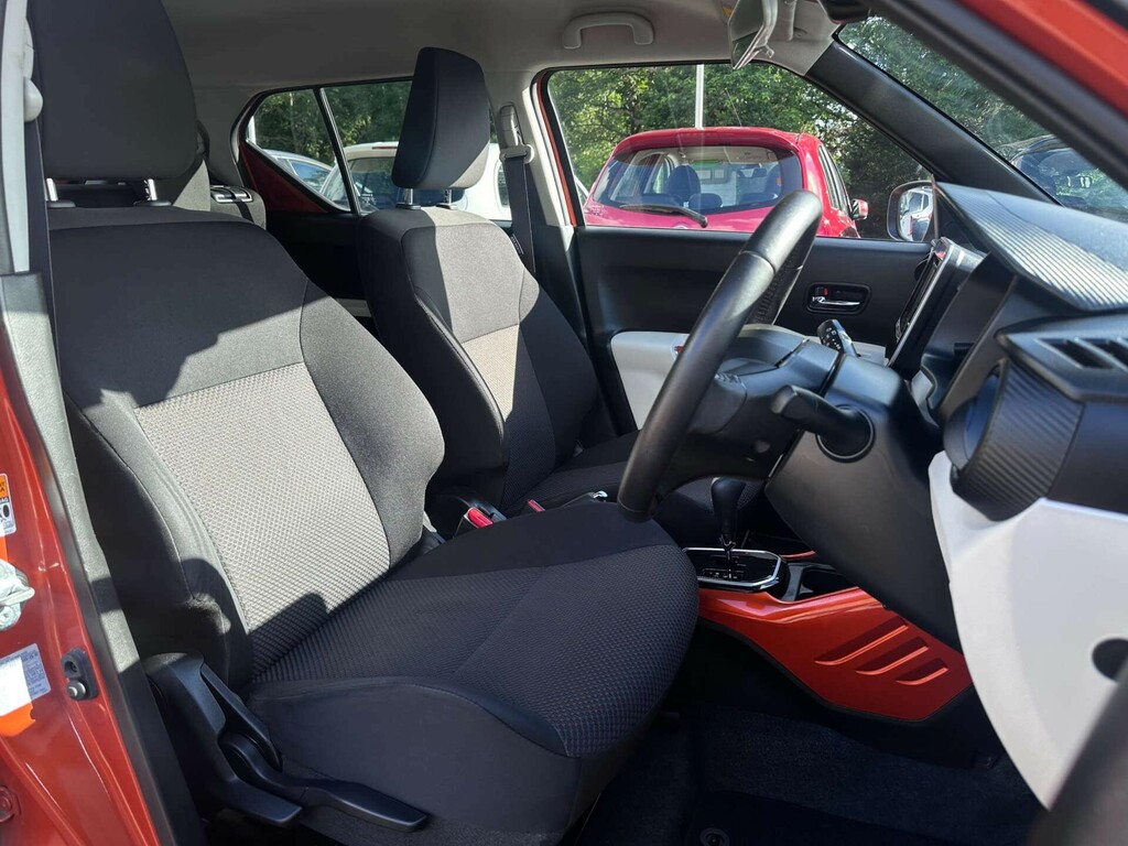 Suzuki Ignis Hatchback Red #35