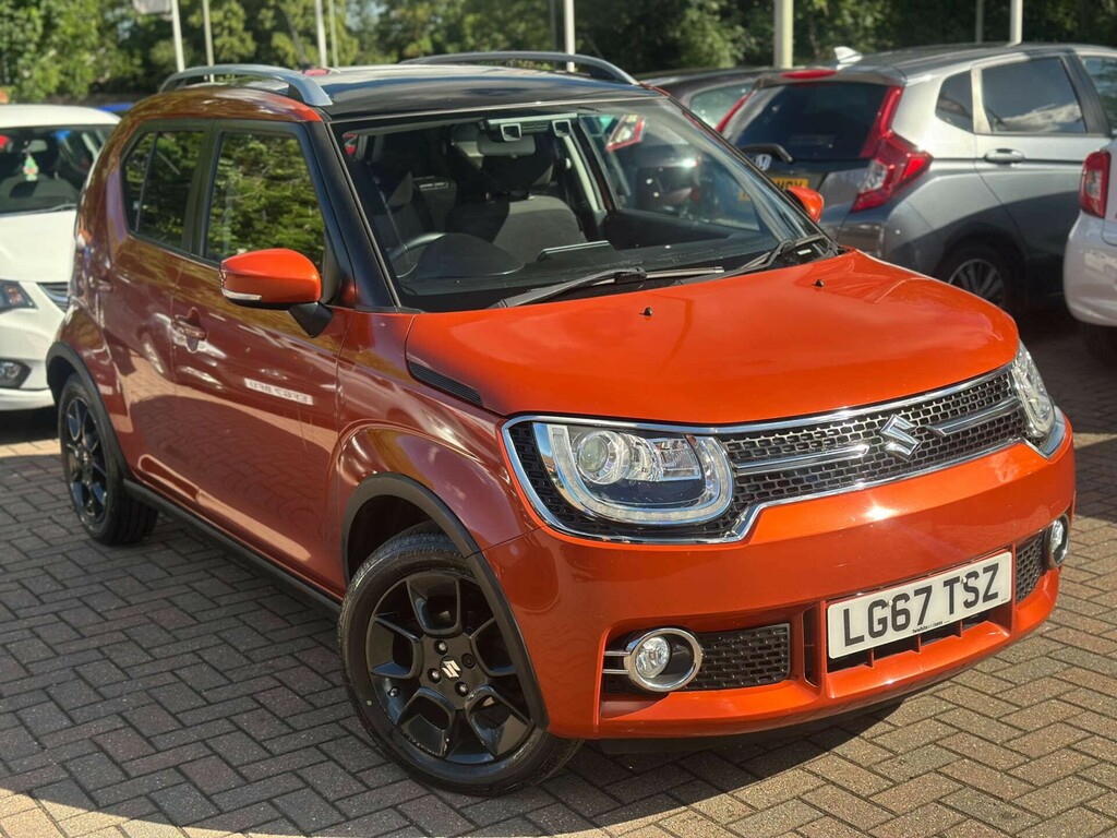 Suzuki Ignis Hatchback Red #9