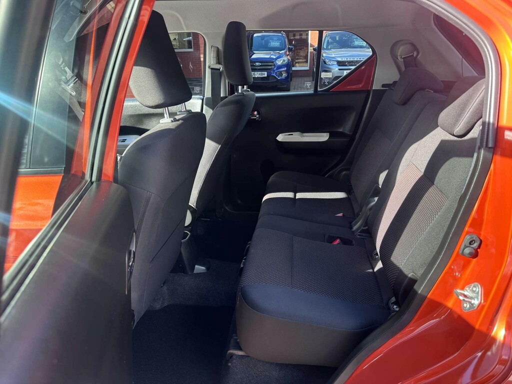 Suzuki Ignis Hatchback Red #39