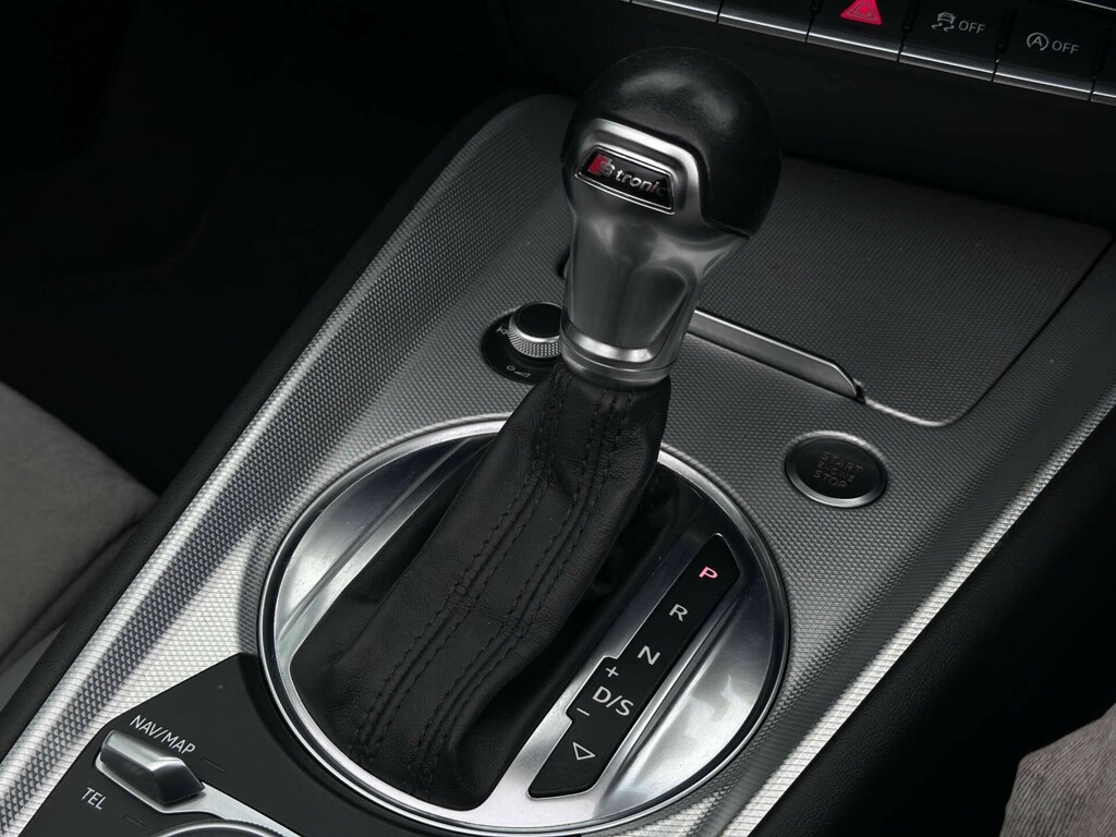 Audi TT Tdi Quattro Black #10